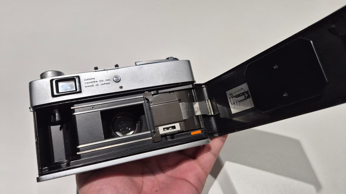 작례O RF의 정석 캐논 ql17 필름카메라 빈티지 필카 상품이미지9