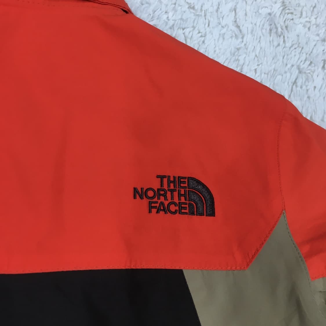 노스페이스 경량 바람막이자켓 CC13 상품이미지4