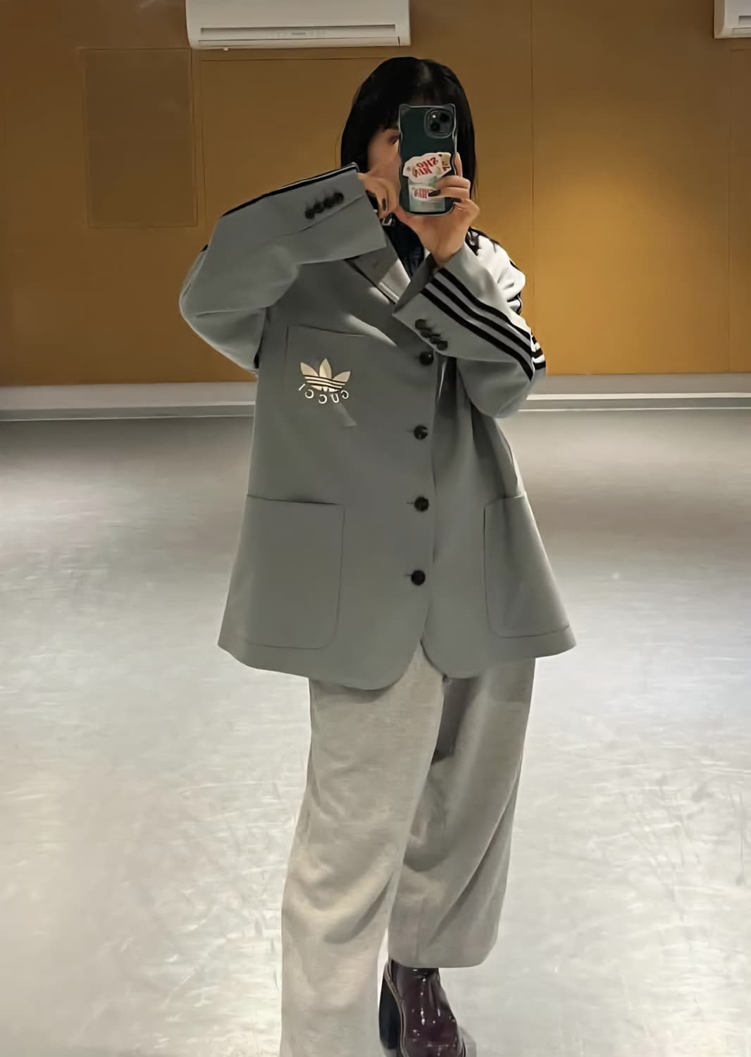 구찌 x 아디다스 테일러드 사이드 삼선 블레이저 자켓 상품이미지2