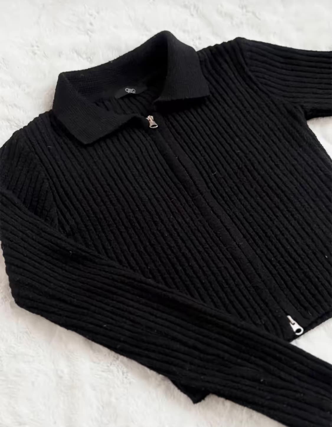 허리 잘록핏 블랙 골지 투웨이 니트집업 상품이미지1