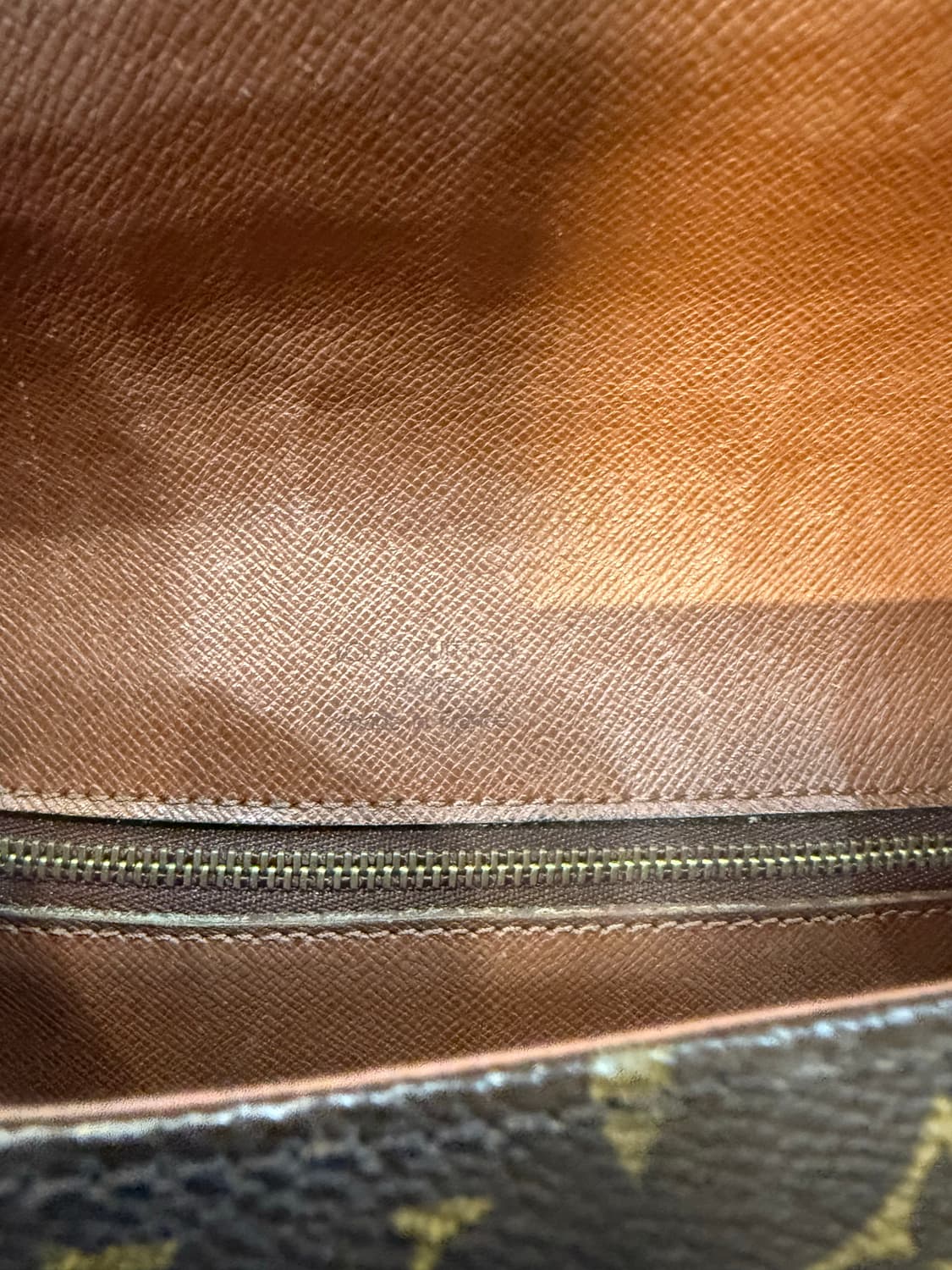 정품 루이비통 생클라우드 크로스백 팝니다 상품이미지8