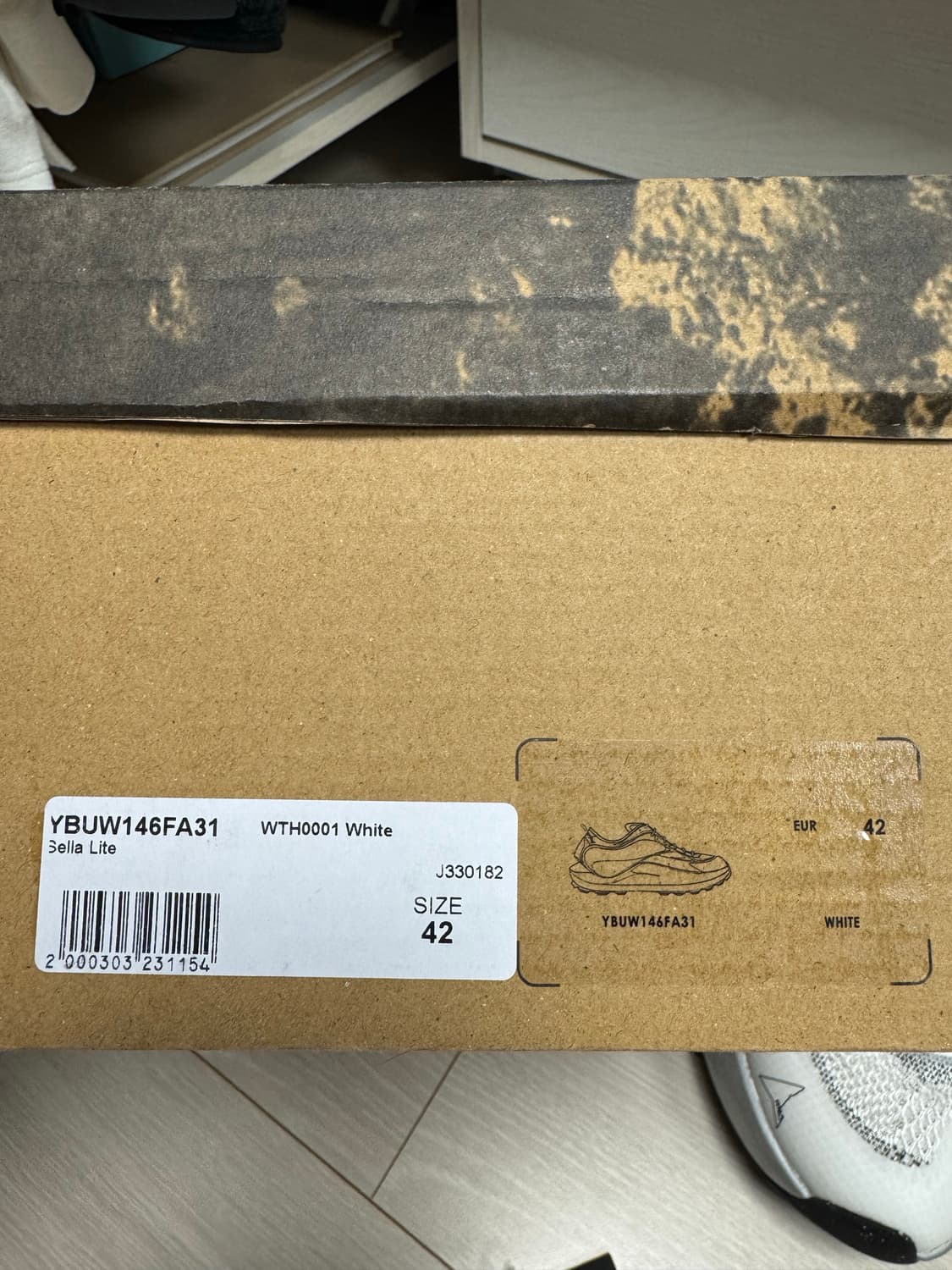 26ss 로아 셀라 라이트 화이트 42사이즈  상품이미지7