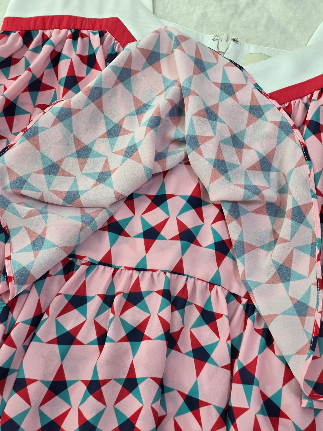 JDC 럭키슈에뜨 패턴 블라우스 상품이미지3