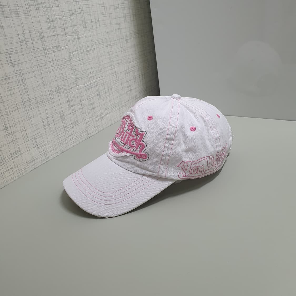 Von Dutch 본더치 빅로고 데미지 빅로고 볼캡 모자 화이트 핑크 상품이미지2