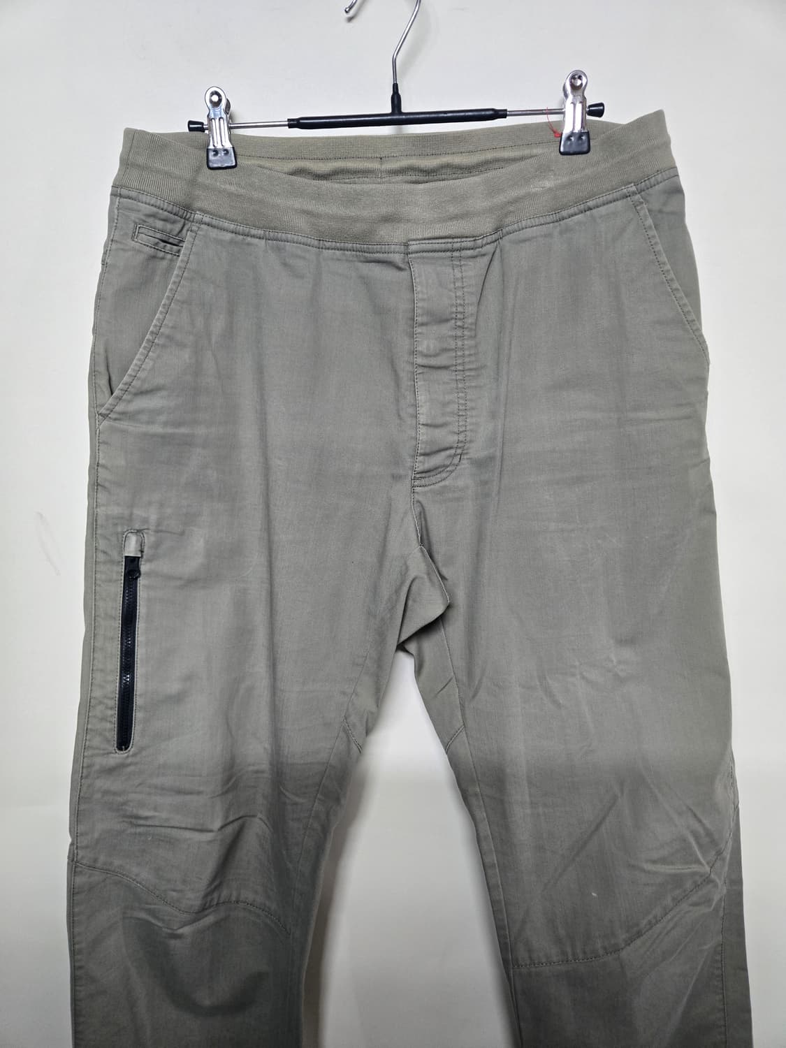 나이키 카키색 면바지 조거팬 스타일S 상품이미지2