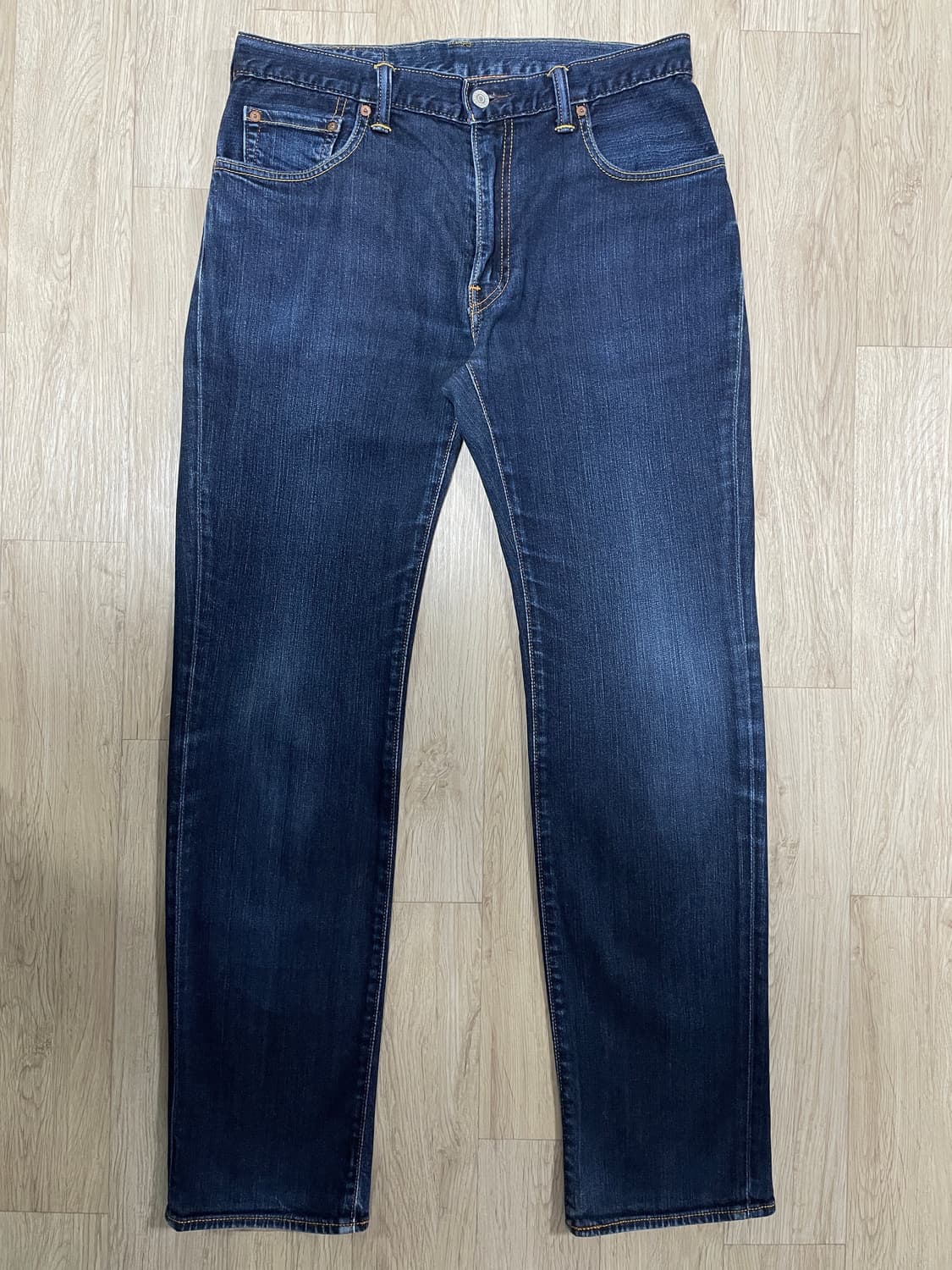 32) 리바이스 매장판 551 일자핏 진청워싱 데님팬츠 상품이미지2