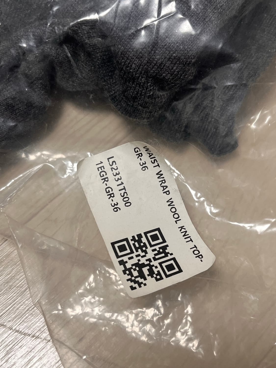 르917 웨이스트 울 랩 니트 36 사이즈 상품이미지2