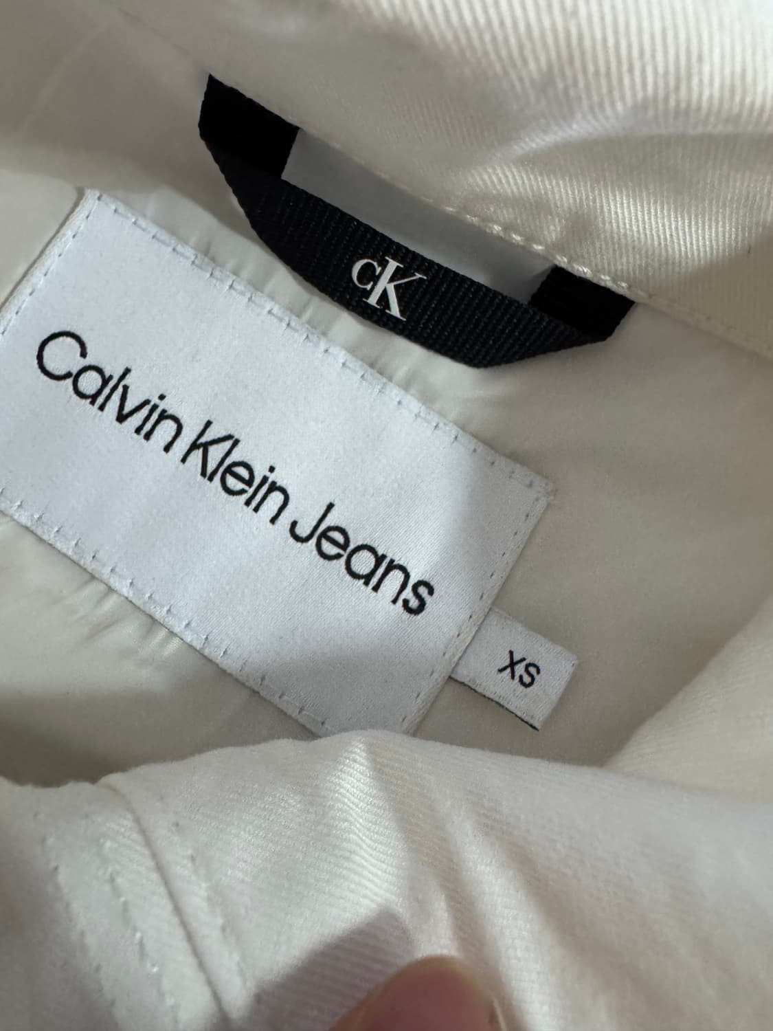 여성 캘빈클라인 진스 유틸리티 크롭 자켓 화이트 Xs 상품이미지3