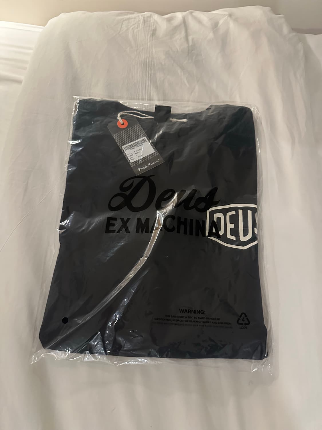 데우스 엑스 마키나 반팔 상품이미지1