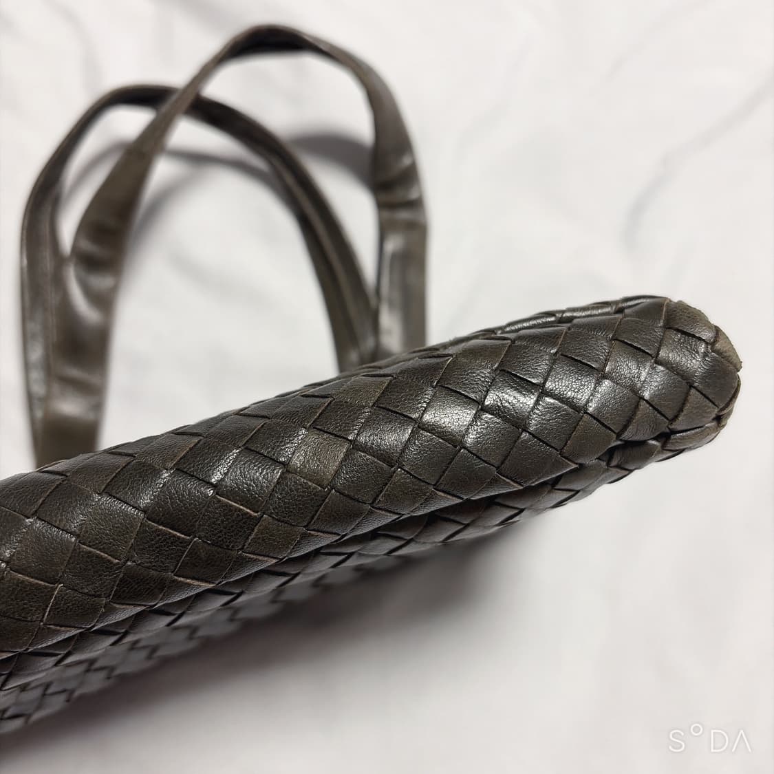 보테가베네타 인트레치아토 숄더백 상품이미지4