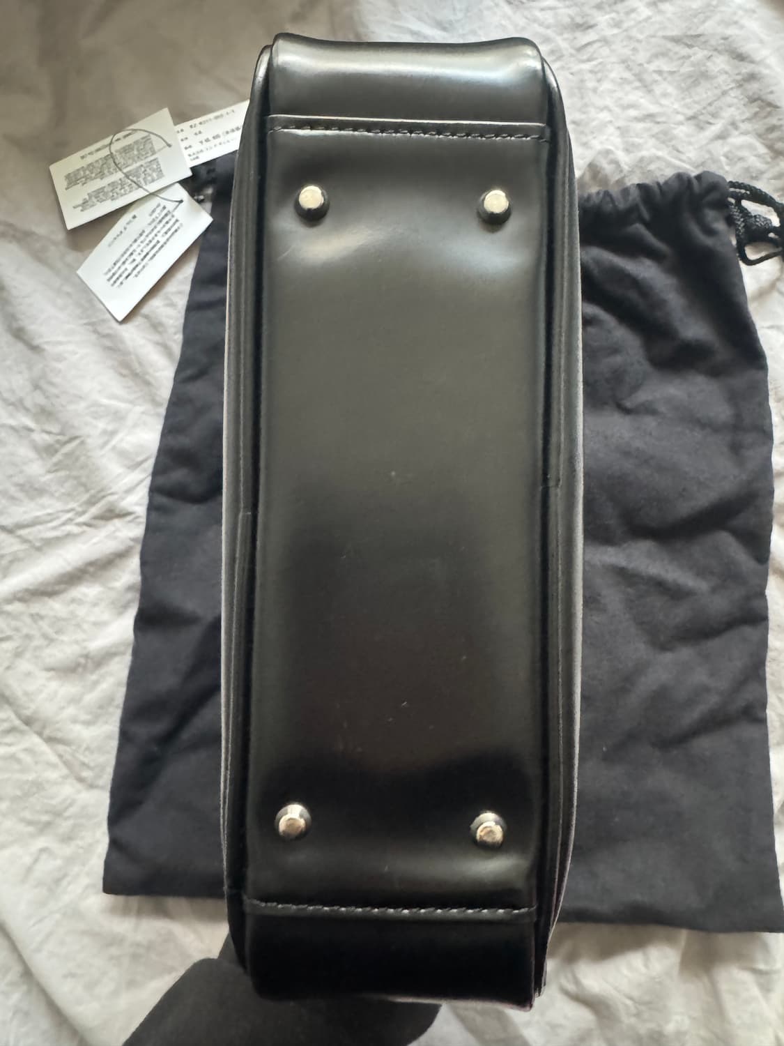 꼼데가르송 라운드 무광 2호 아오야마백 블랙 상품이미지6