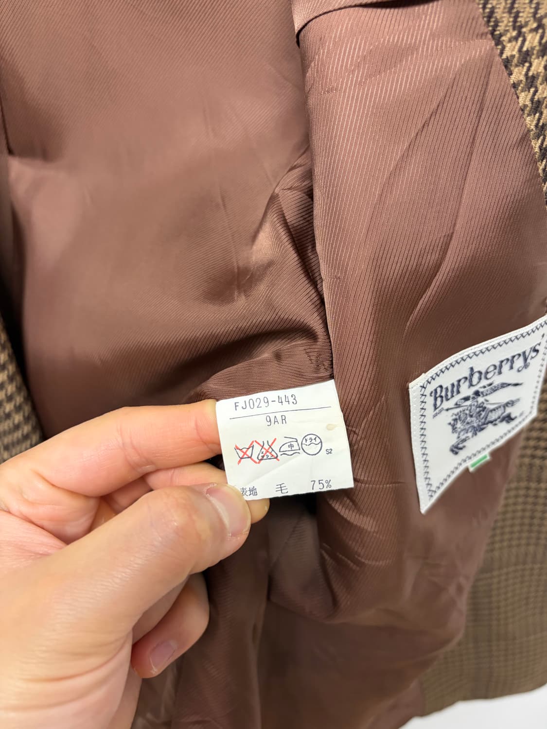 버버리 울 체크 자켓 상품이미지4