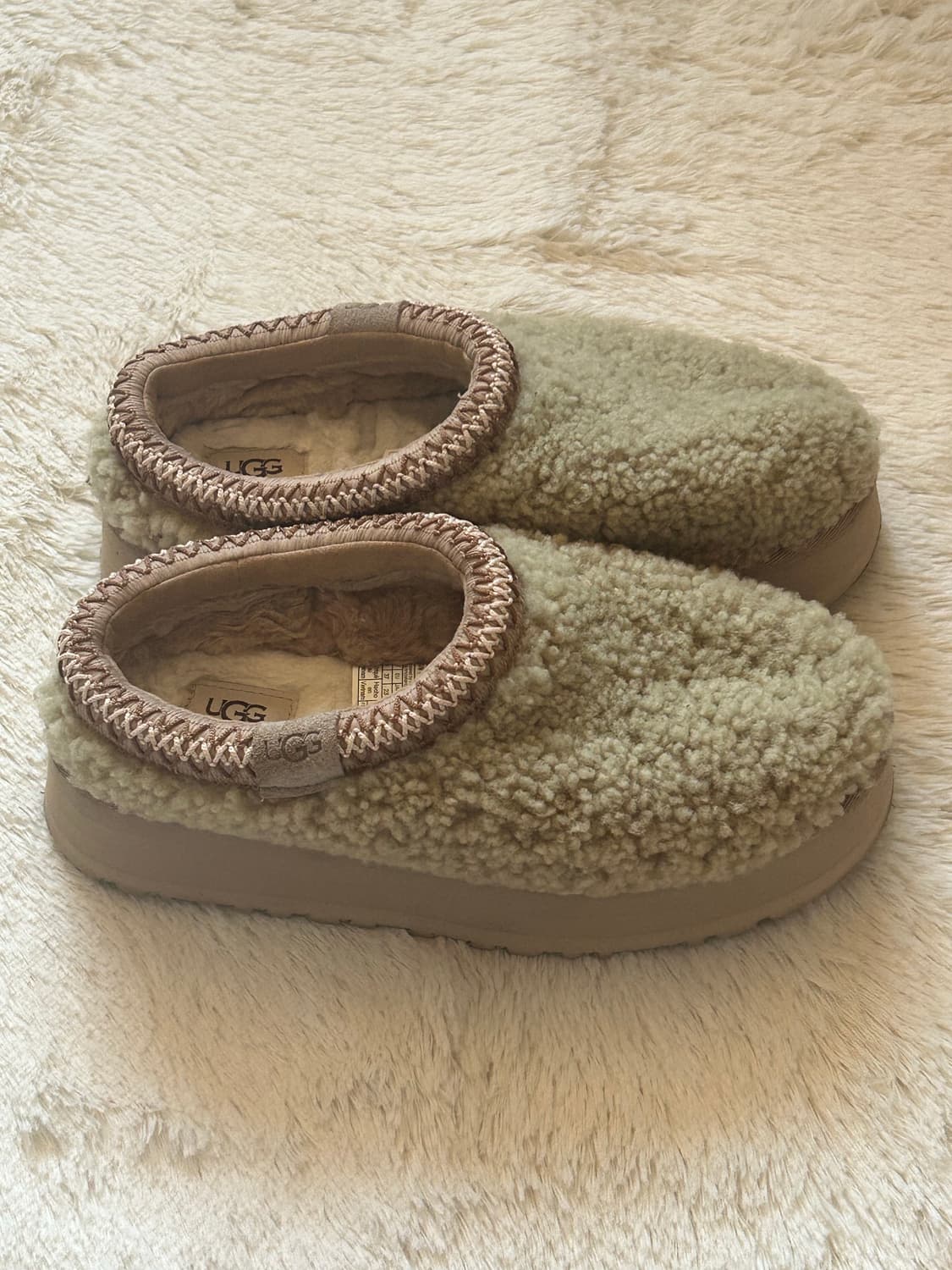 [230] 어그 맥시 컬리 타즈 샌드 상품이미지3