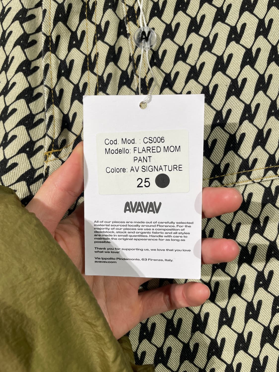 아바바브 av 시그니쳐 플레어 맘 팬츠 상품이미지9