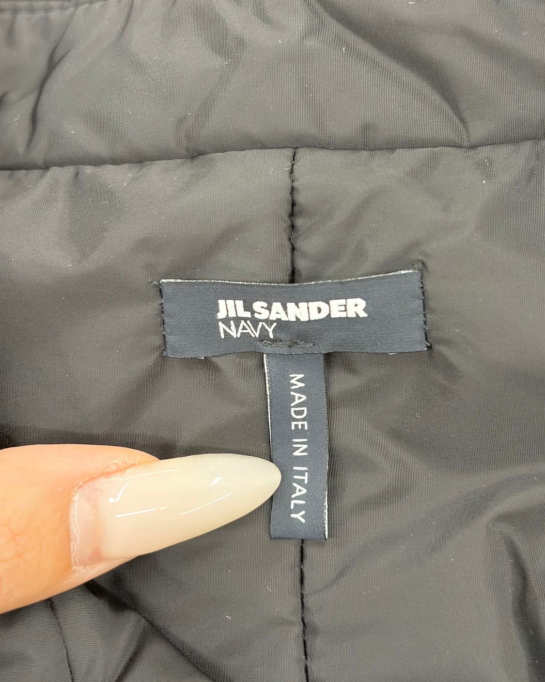 질샌더 블랙 나일론 혼방 벨티드 코트  상품이미지7