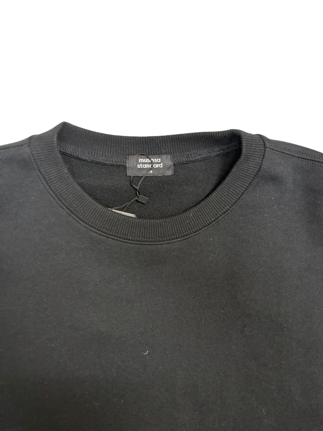 무신사스탠다드 무지 맨투맨 블랙 상품이미지4