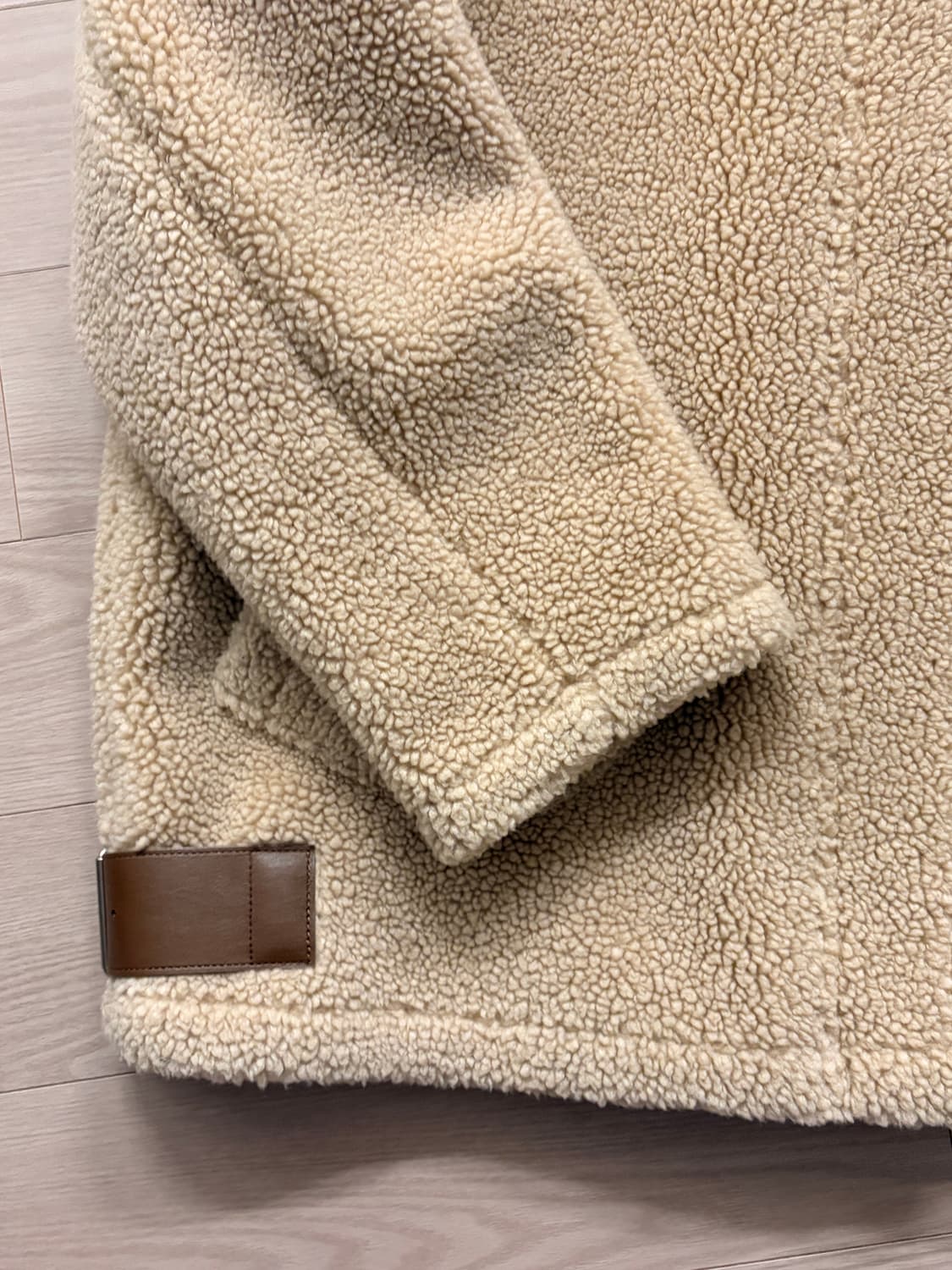 톰보이 스튜디오 무스탕 양털 자켓 상품이미지4