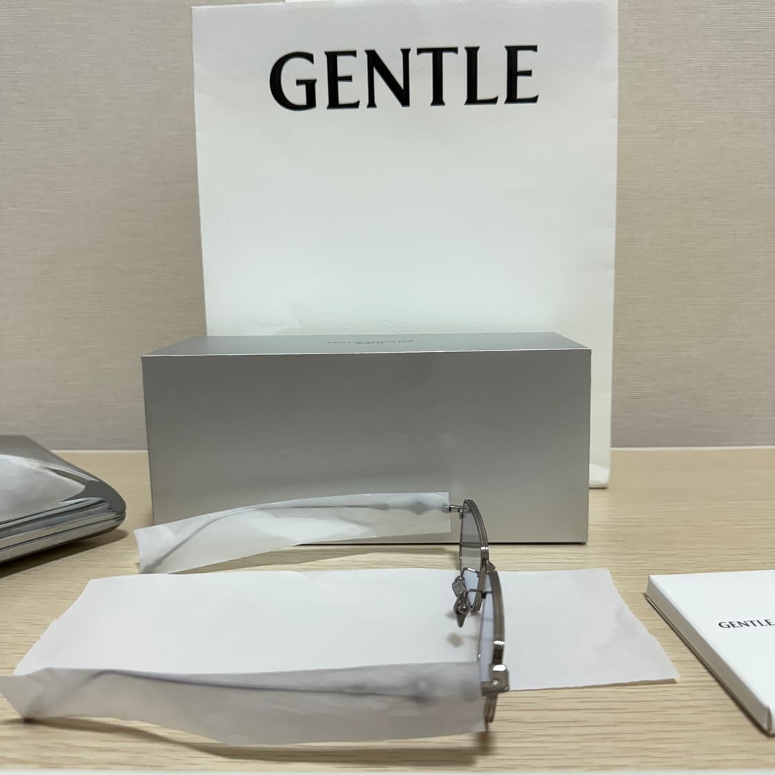 젠틀몬스터 아토믹 02(B) 실버 / 블루 안경 상품이미지4