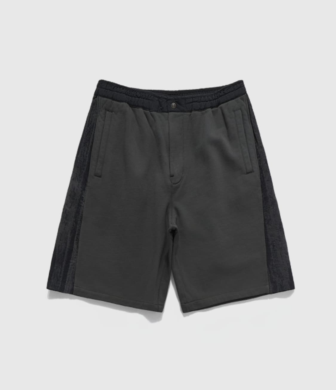 언어펙티드 버뮤다 팬츠 팝니다 unaffected  상품이미지1