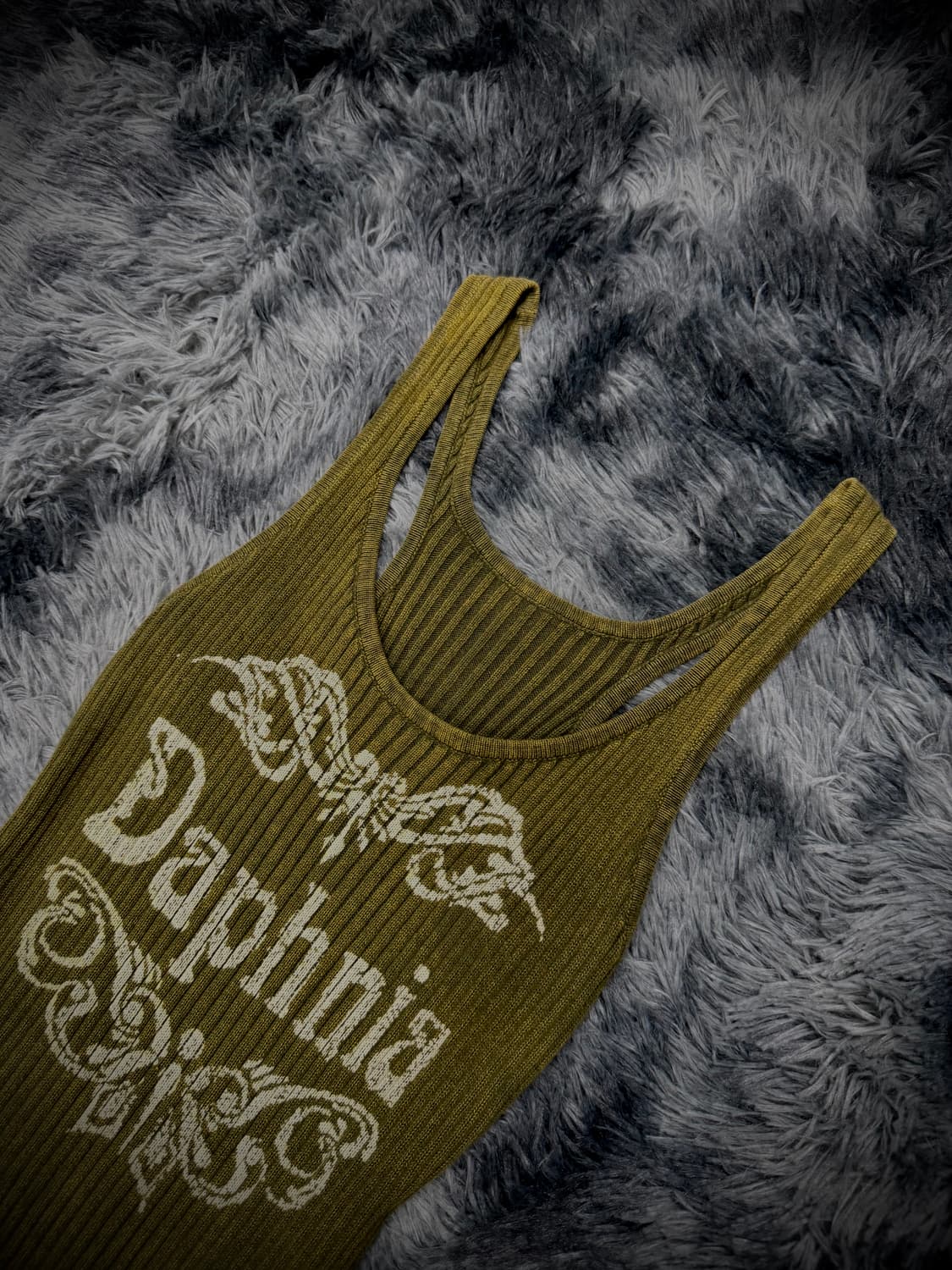 Cecil McBee 카키 레터링 골지 니트 슬리브리스 상품이미지2