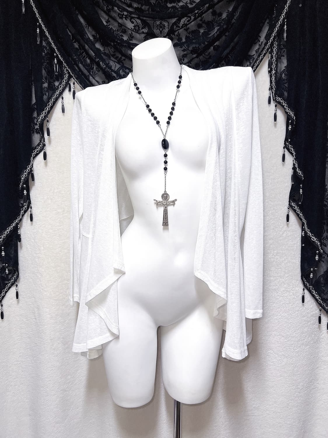 퓨어화이트 시스류 레이스 백포인트 로브가디건 오리엔탈 핀터 아카이브 상품이미지4