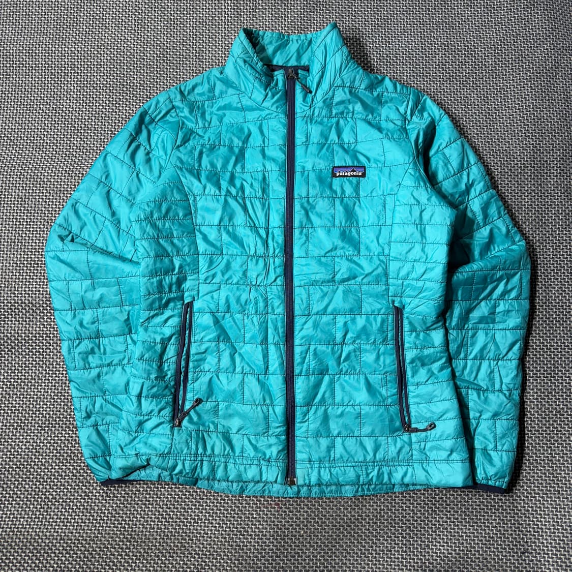 파타고니아 경량 패딩 (old-8364) 상품이미지1