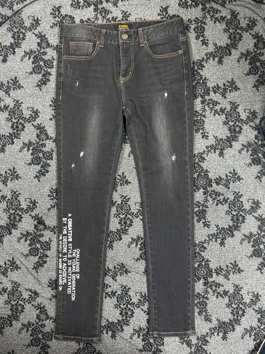EVISU Vintage Distressed Black Skinny 상품이미지1