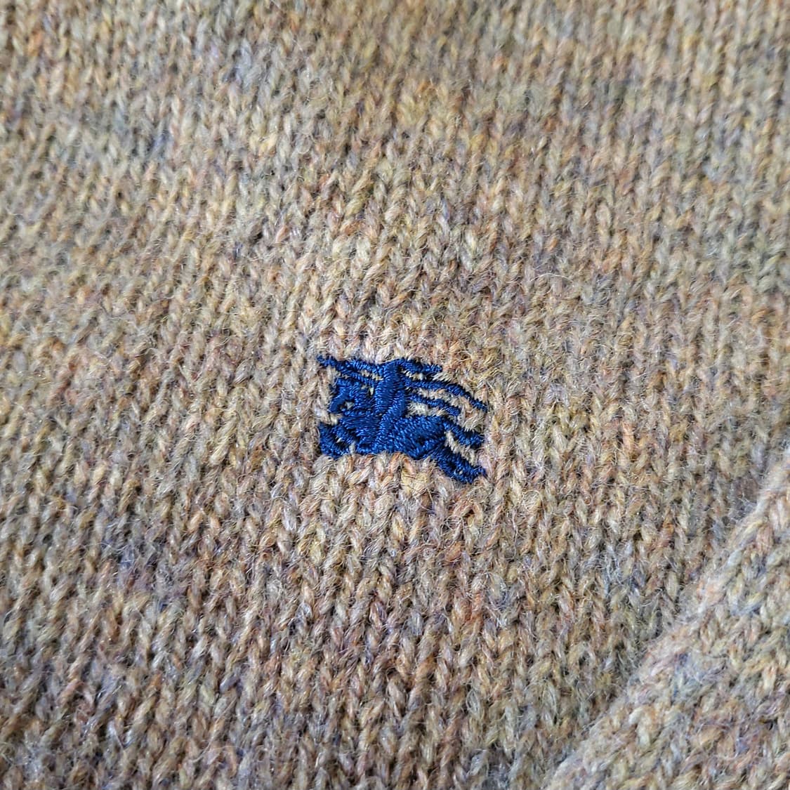 빈티지 버버리 카키브라운 보카시 울 니트 상품이미지3