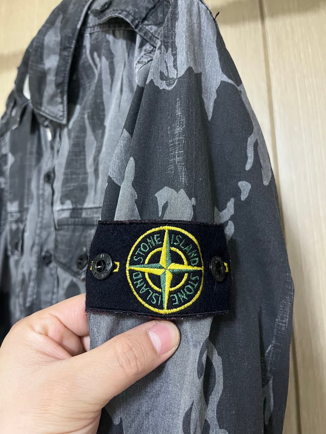 🔥 스톤아일랜드 카모 오버셔츠 (Flowing Camo) 상품이미지2