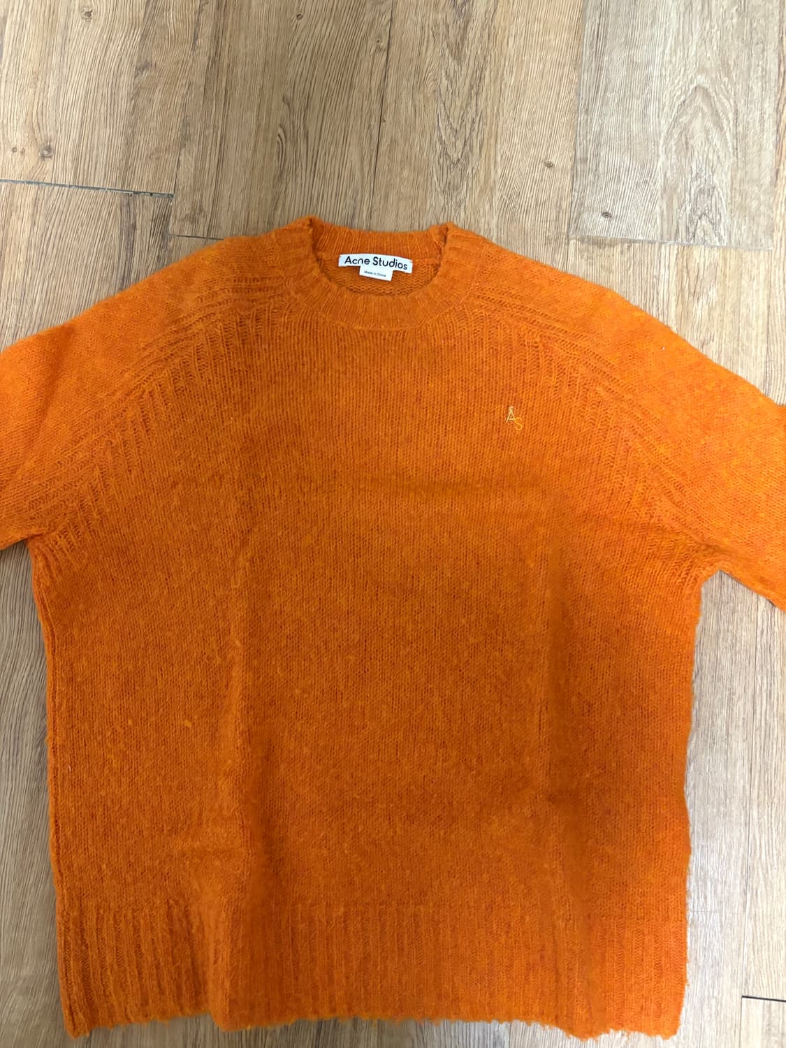 아크네  상품이미지1