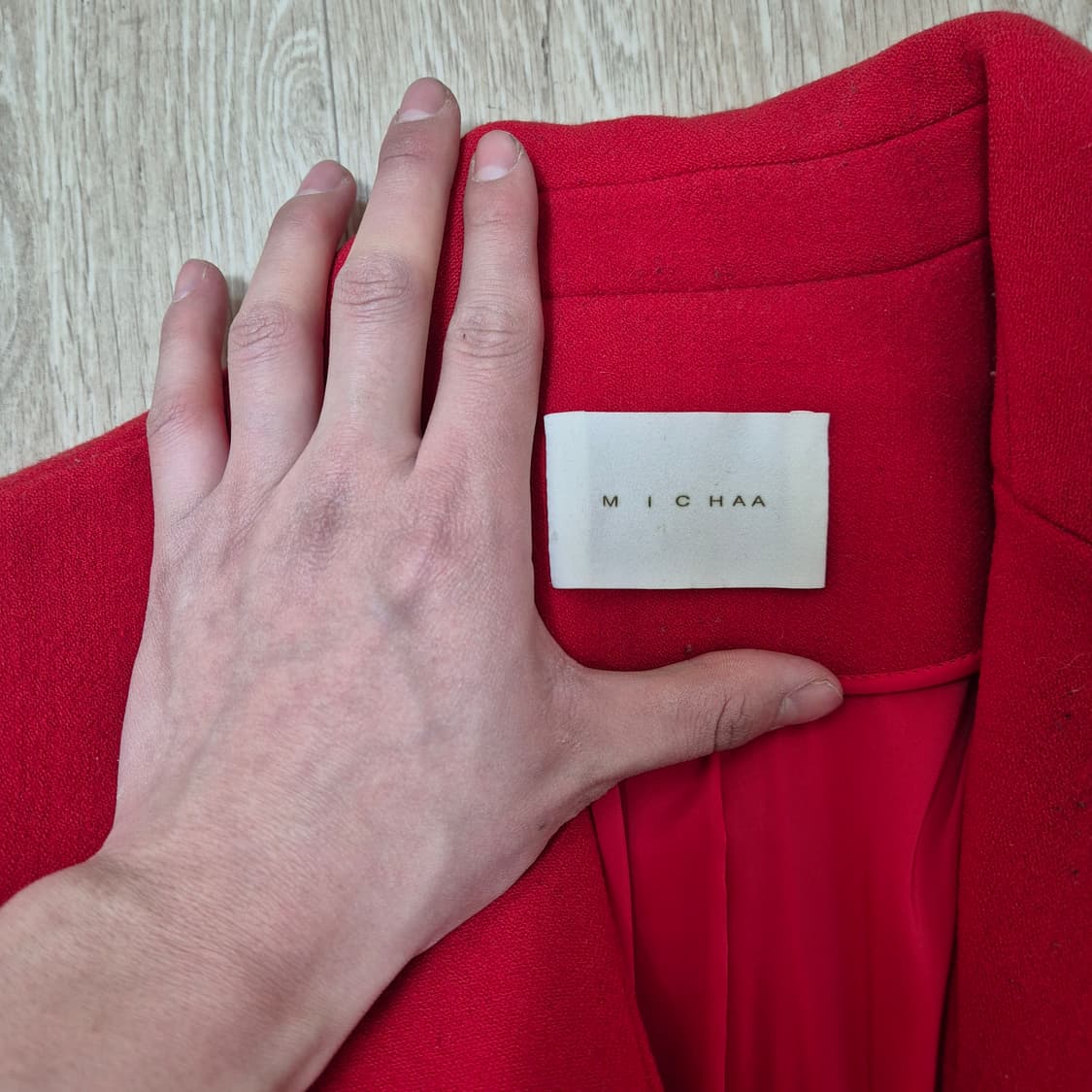 미샤 레드 모직 싱글 코트 85-97-160 상품이미지5