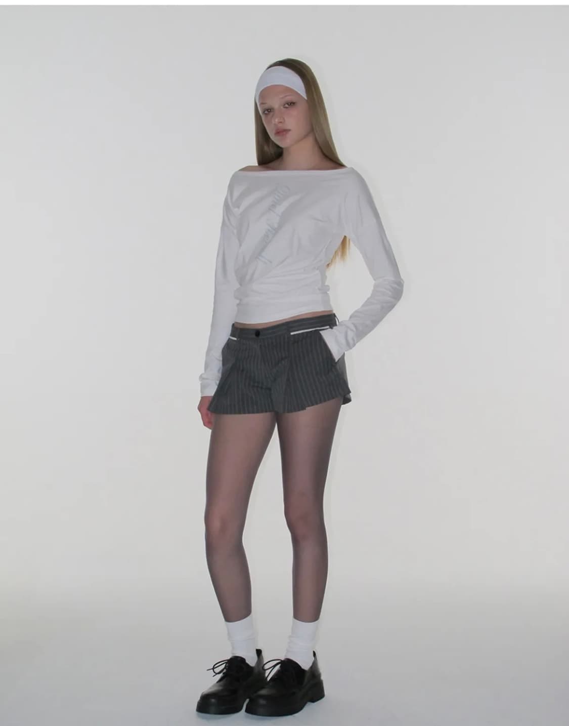 크랭크 레터링 오프숄더 탑 화이트 상품이미지2