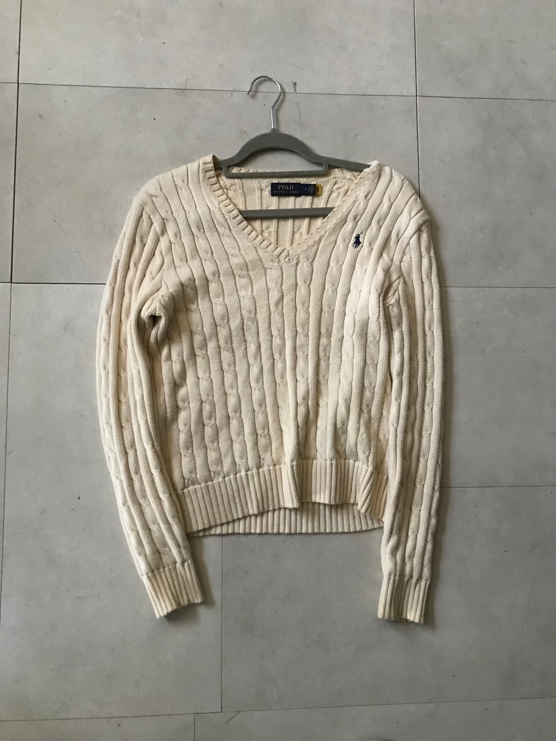 폴로 아이보리 브이넥 케이블 니트 상품이미지8