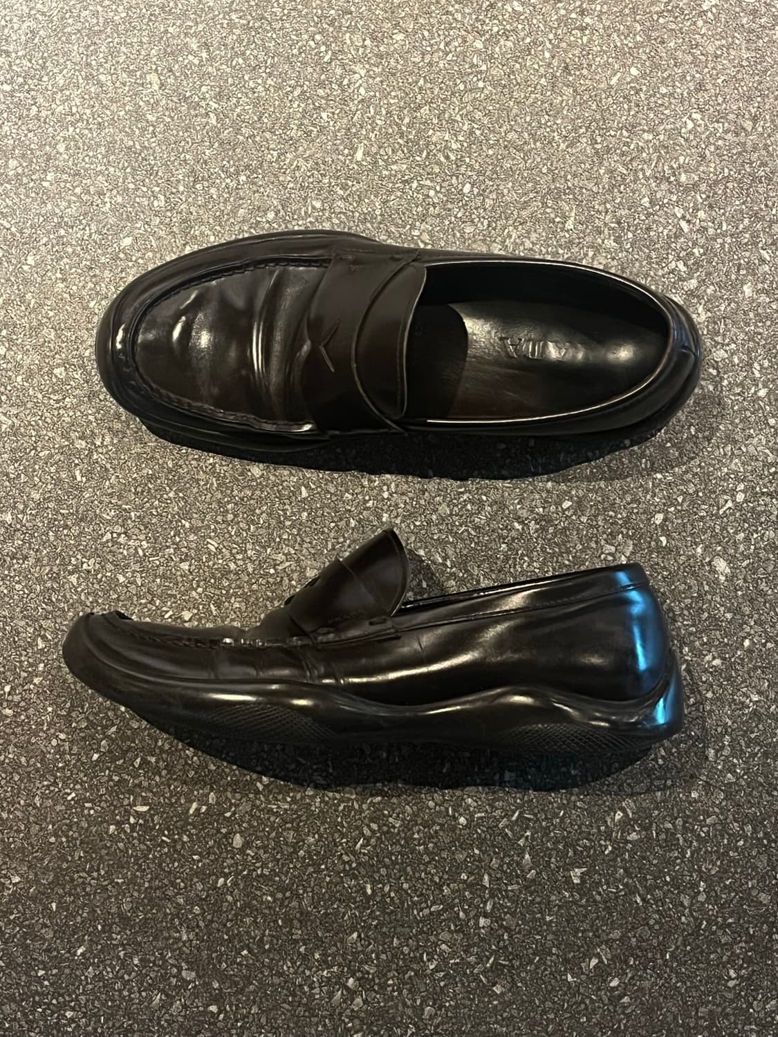 프라다 스포츠 페니 로퍼 상품이미지1