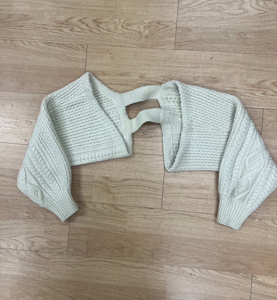 레이빔즈 케이블 니트 볼레로 상품이미지2