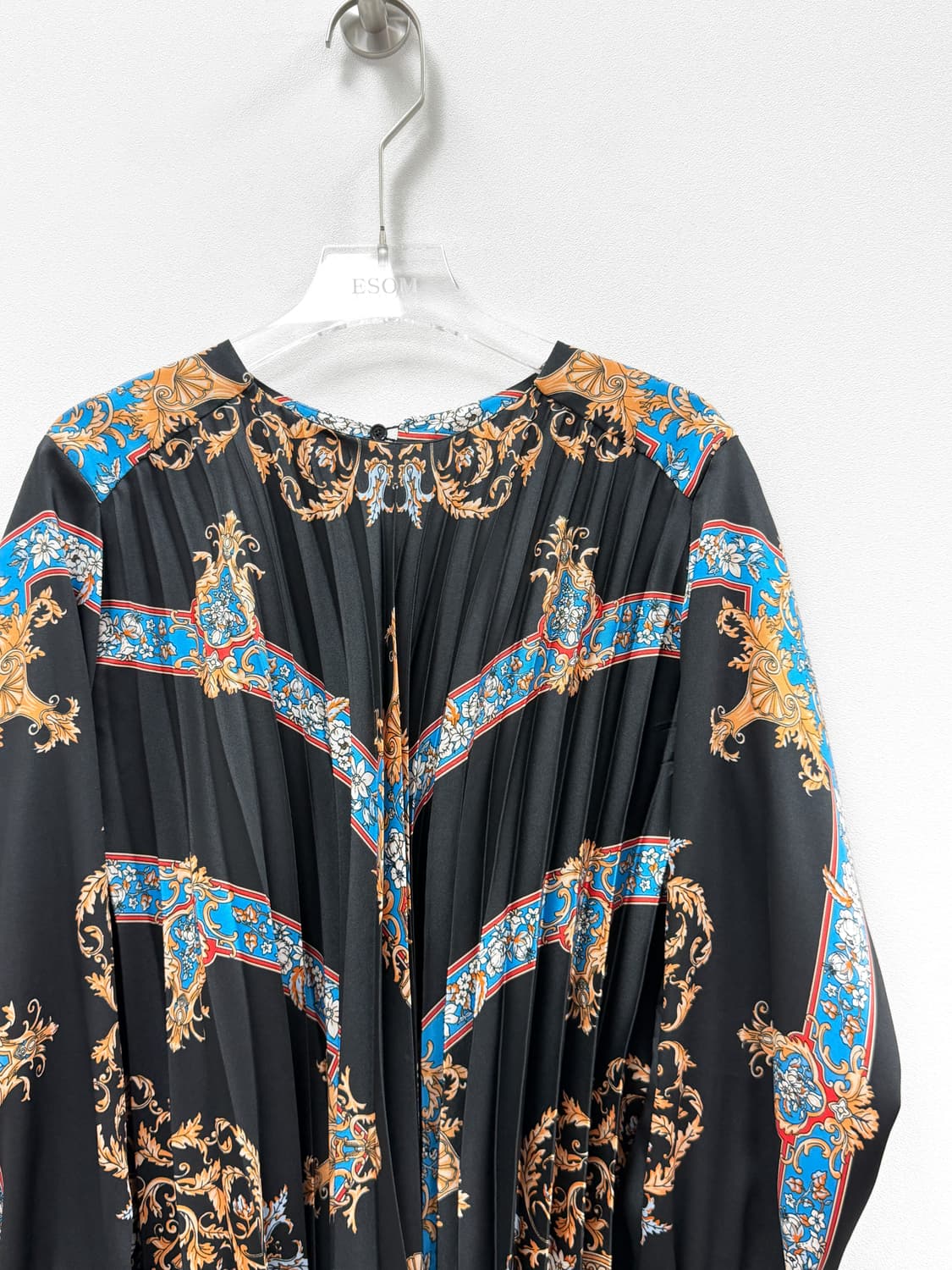 산드로 바로크 프린트 플리츠 블라우스 상품이미지3