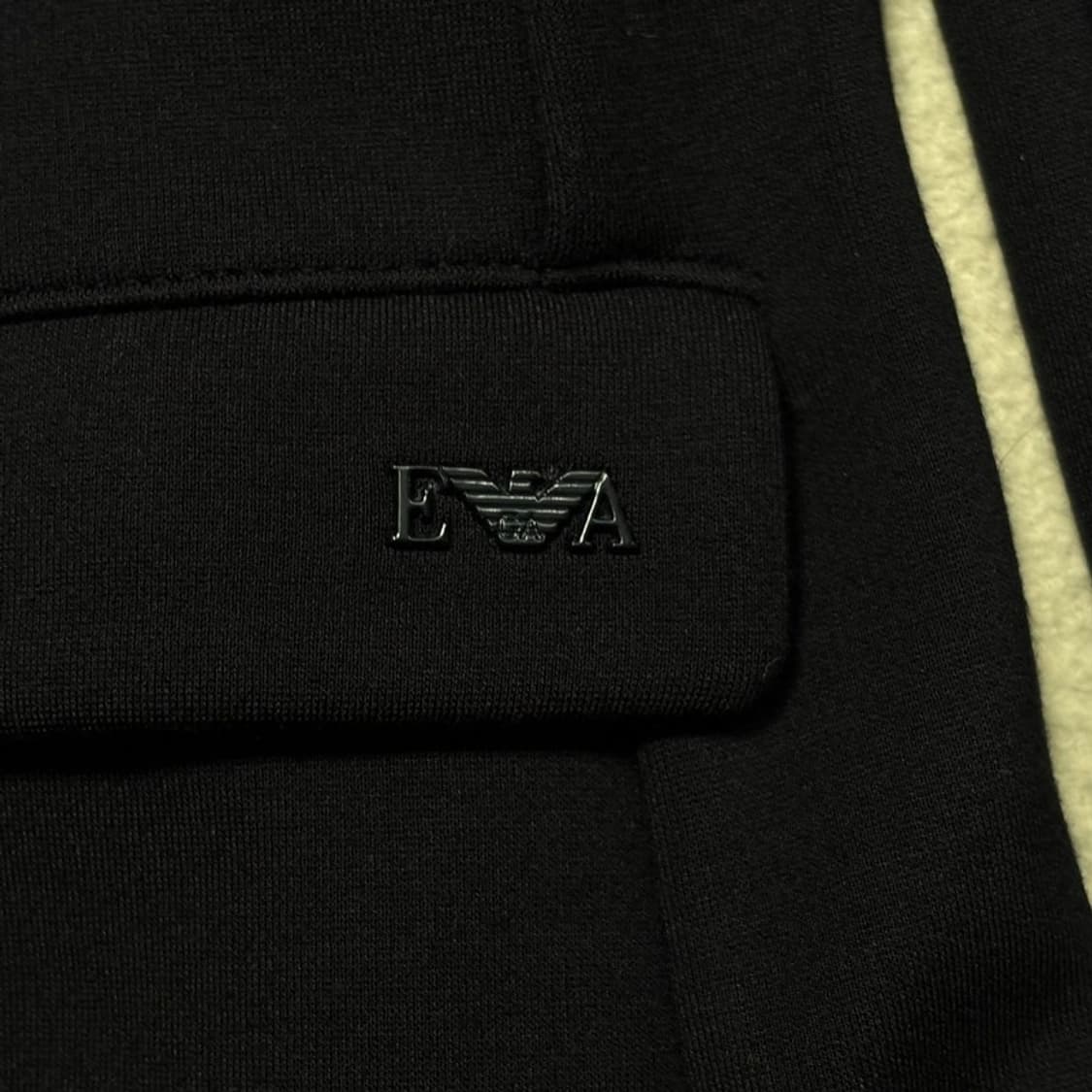 새상품 EMPORIO ARMANI 블레이저 네이비 10A 상품이미지2