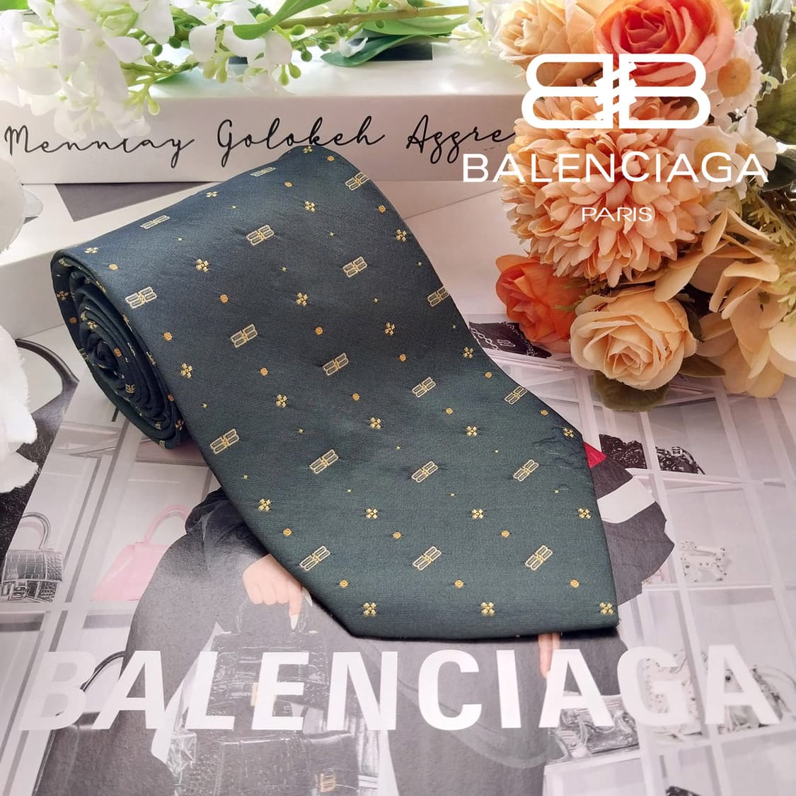 발렌시아가 실크 전체 로고 자수 넥타이 9.2cm B등급 K1937
 상품이미지1