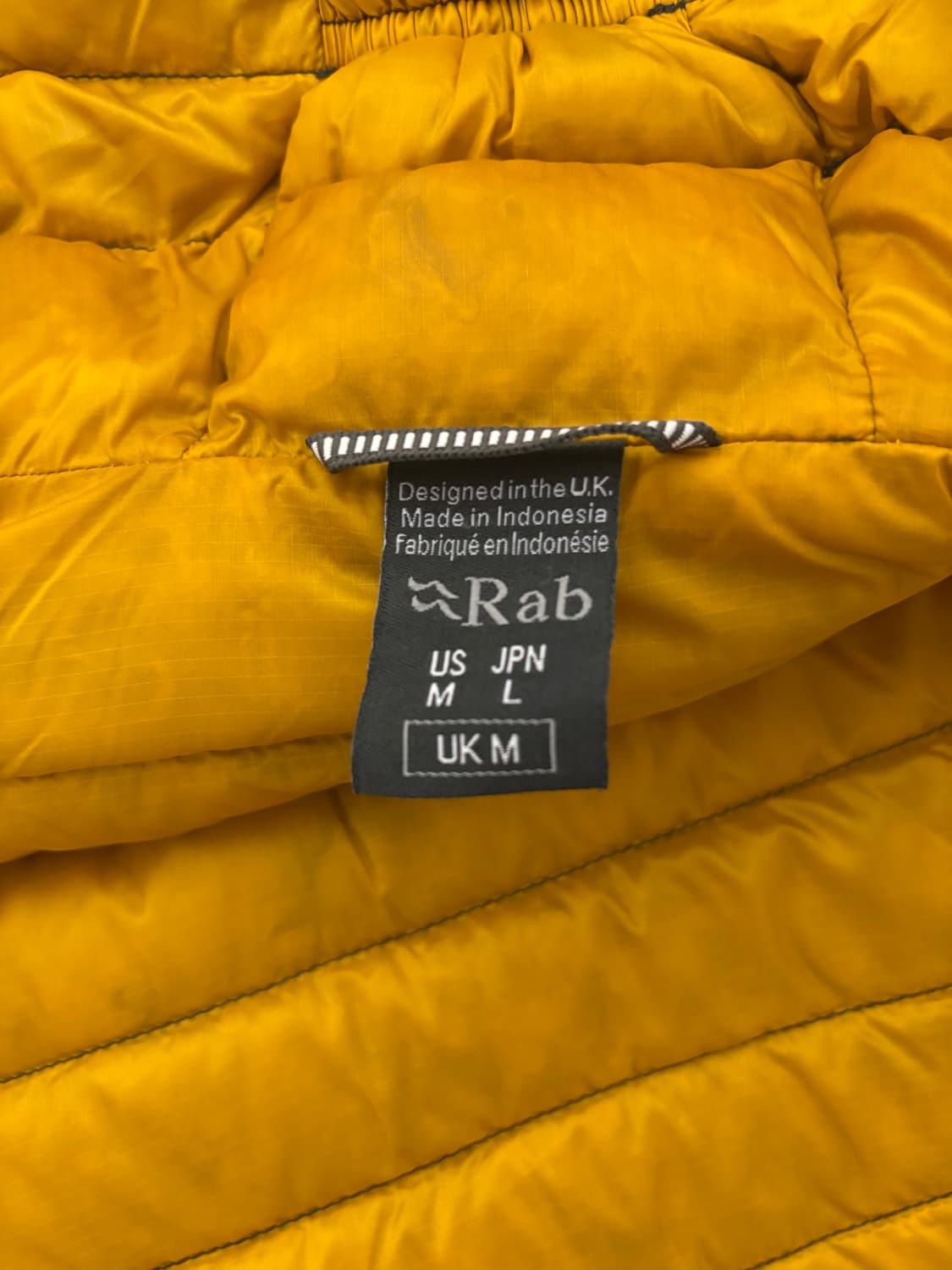 Rab 알파인 벨루가 M 팝니다 상품이미지4