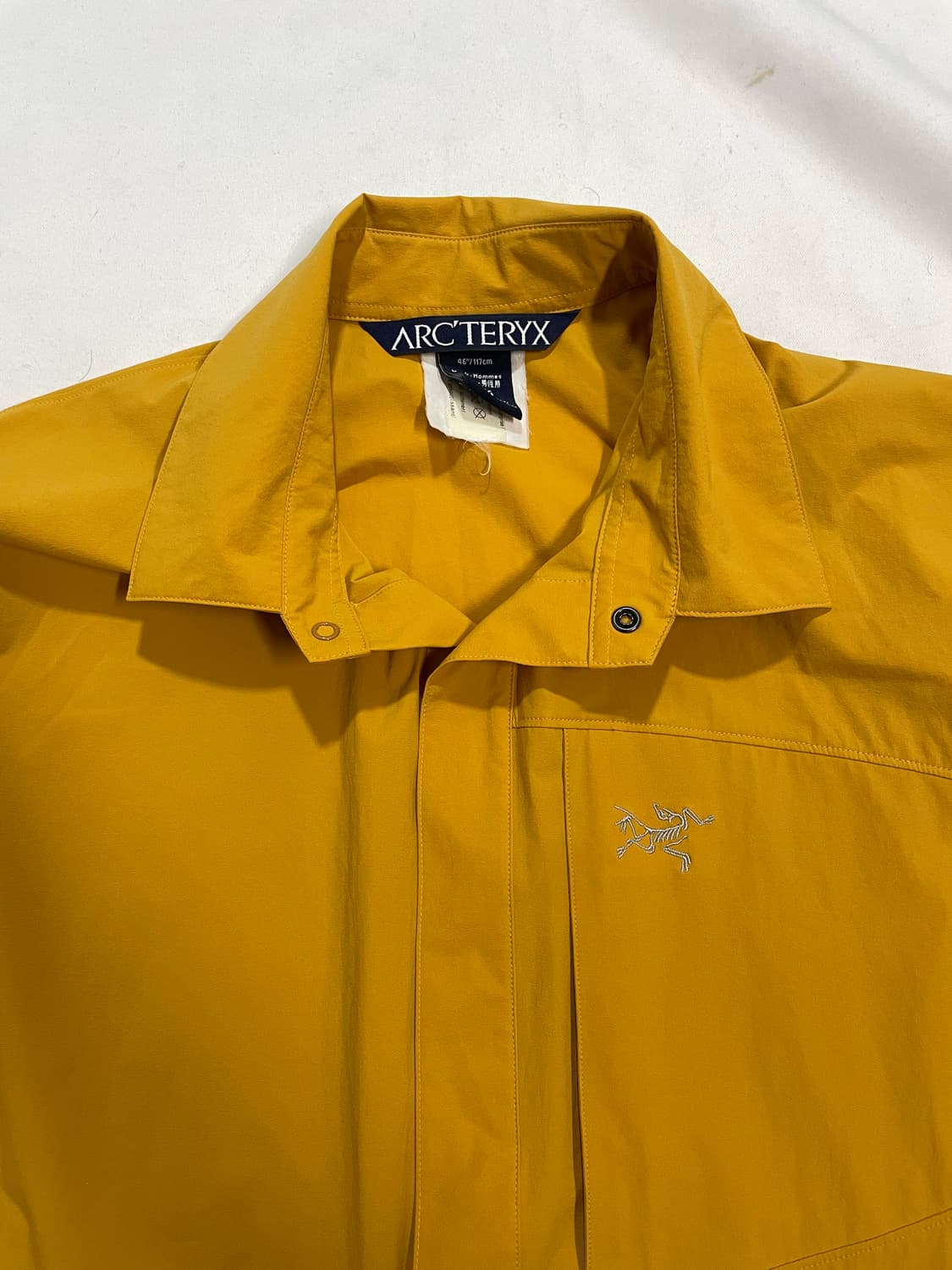 아크테릭스 구형 머스터드 나일론 오버 셔츠 상품이미지1
