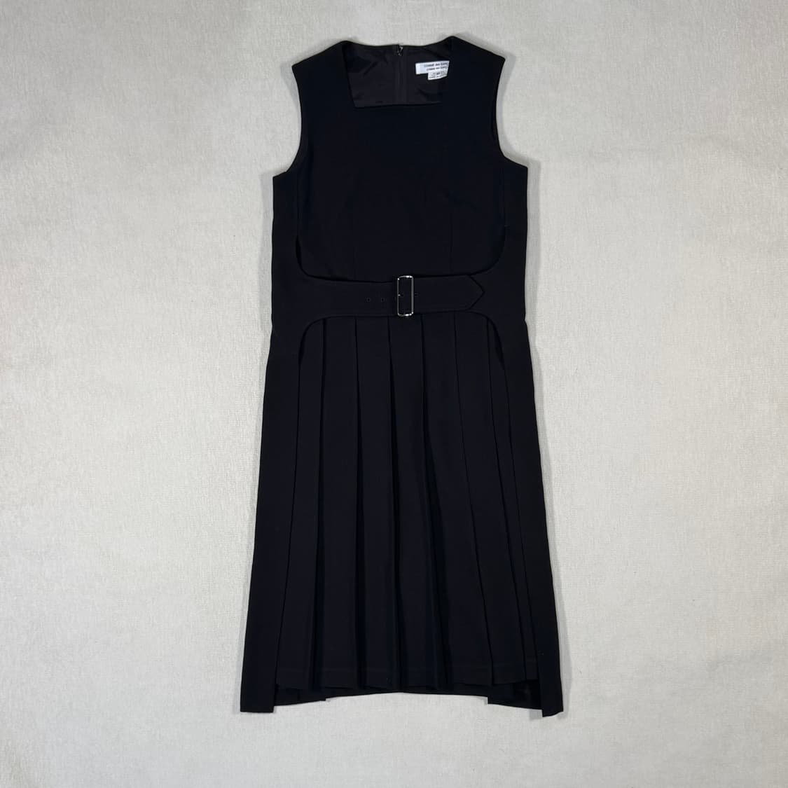 Belted Pleated Black Dress 상품이미지1