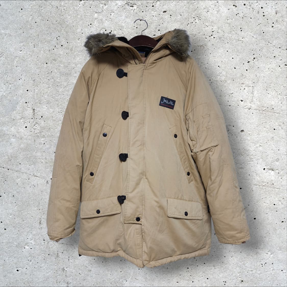 MLB 덕다운 야상 패딩 점퍼 (95/M) 상품이미지1