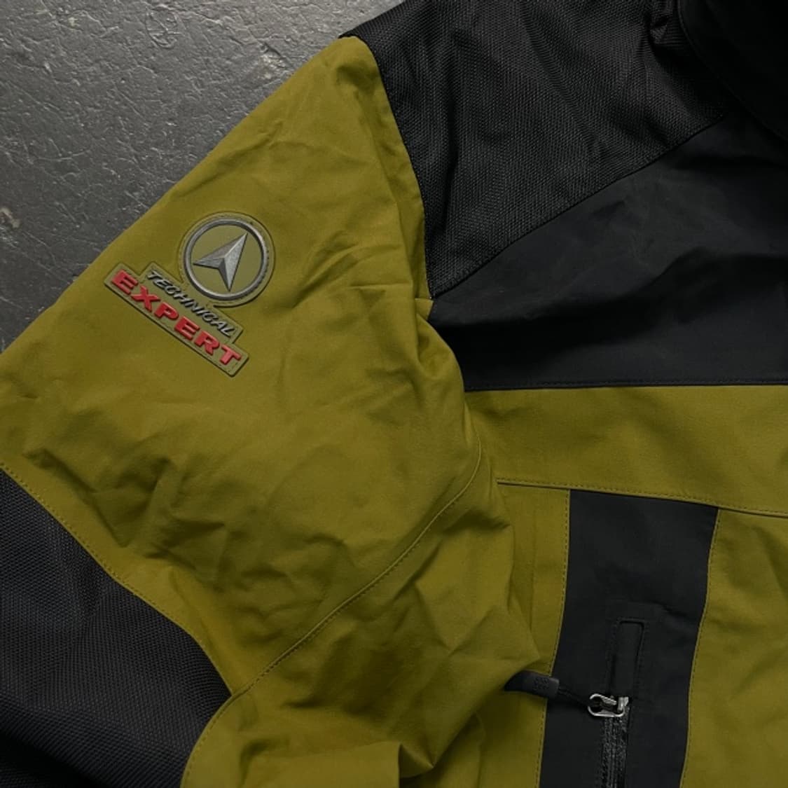 100 코오롱스포츠 고어텍스 바람막이  상품이미지3