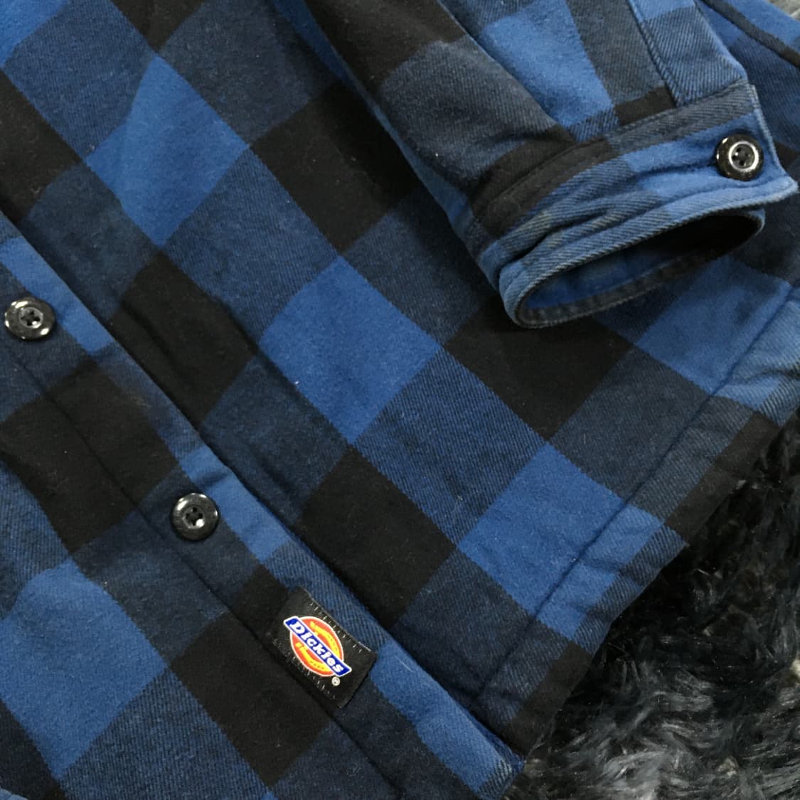 투티/0325 디키즈 체크 패턴 털 자켓 블루 블랙 상품이미지4