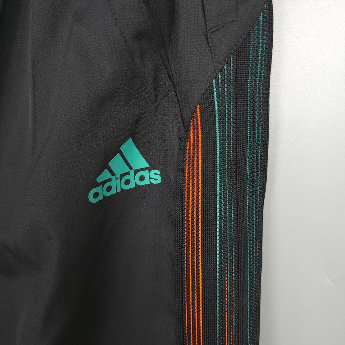 남성용 아디다스 adidas 클라이마365 블랙 트레이닝 팬츠 100 상품이미지3