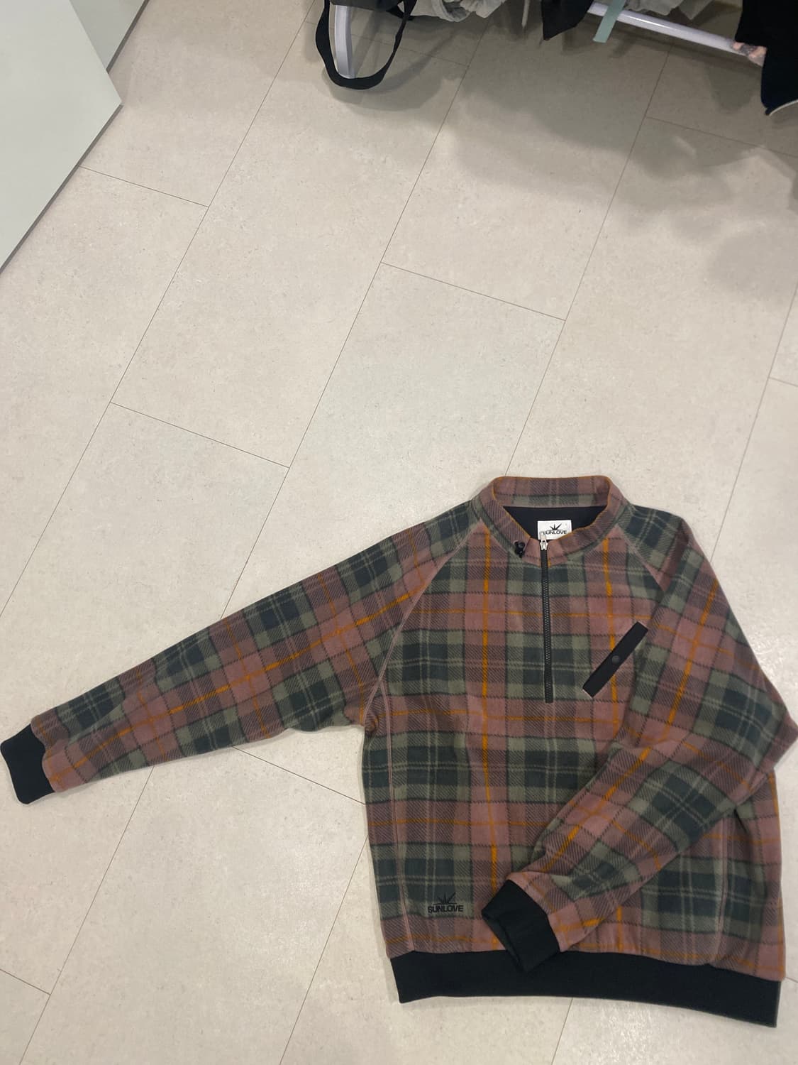 썬러브 반집업 플리스 L 상품이미지1