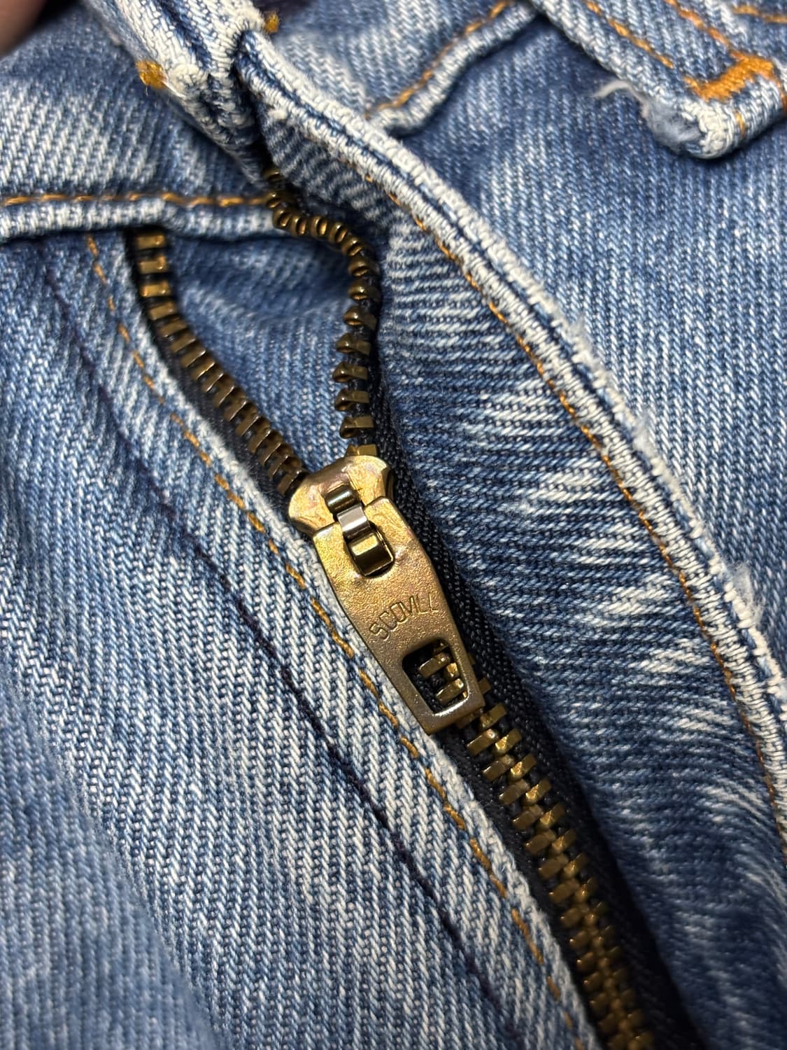 90‘s Levi’s 517 Orange Tab Denim Pants 상품이미지3