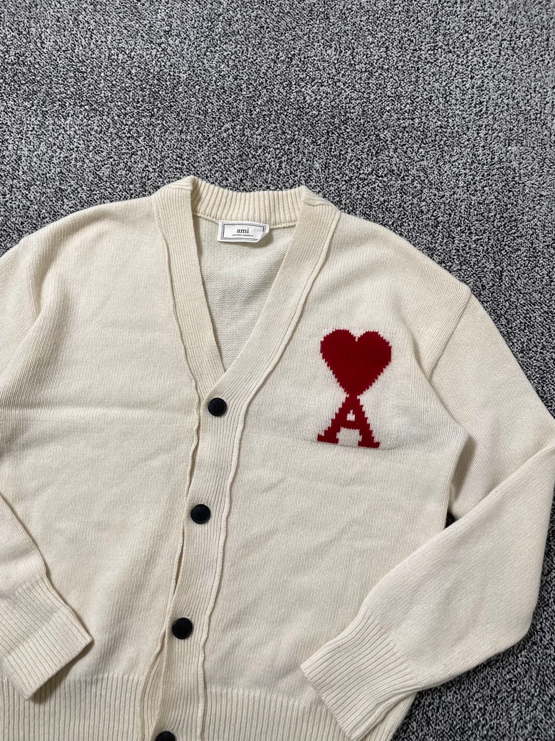 빈티지9. AMI 아미 하트 로고 오버사이즈 니트 가디건 오프화이트 남여 상품이미지2
