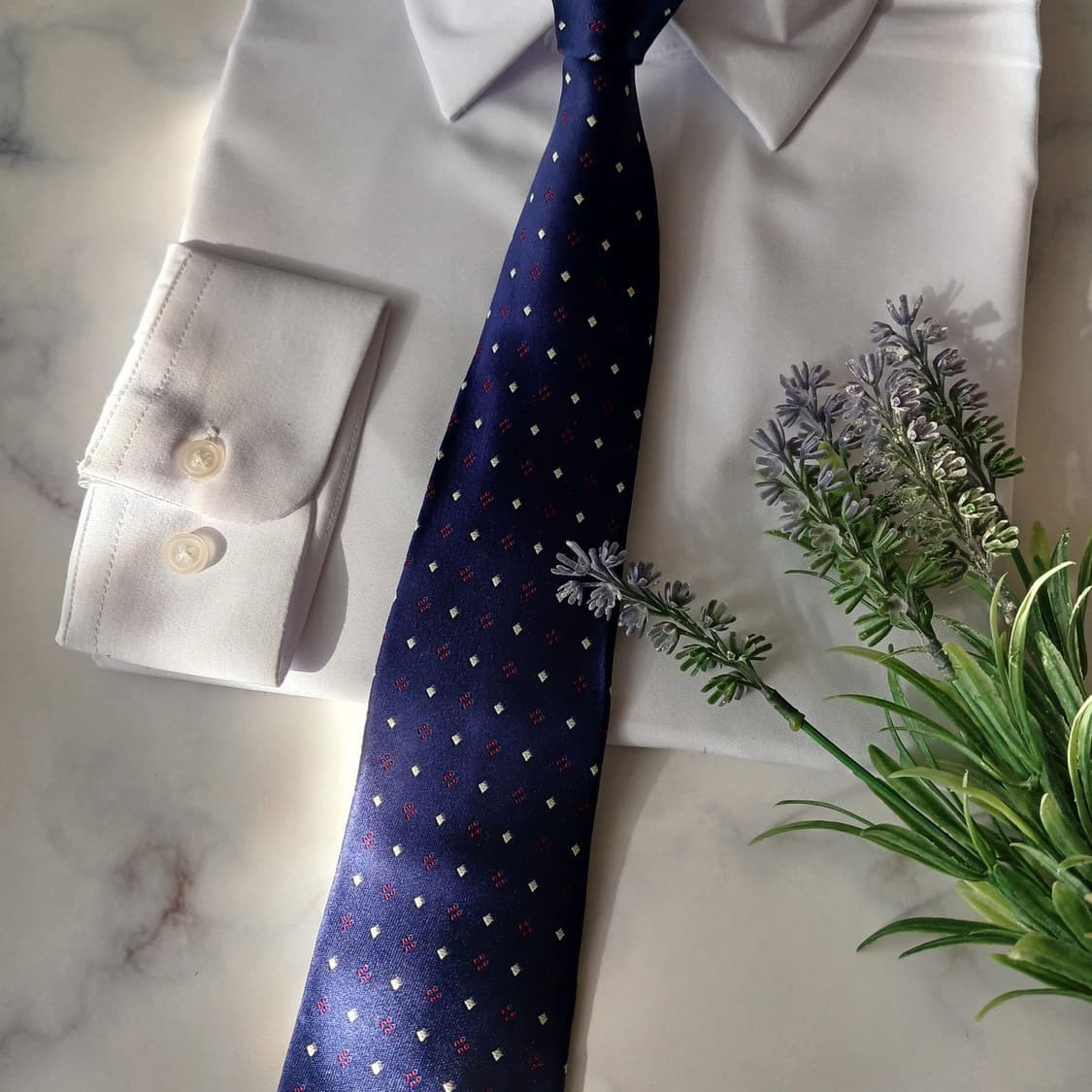 에스 티 듀퐁 실크 퍼플 패턴 넥타이 8.6cm A+등급 A19528
 상품이미지7