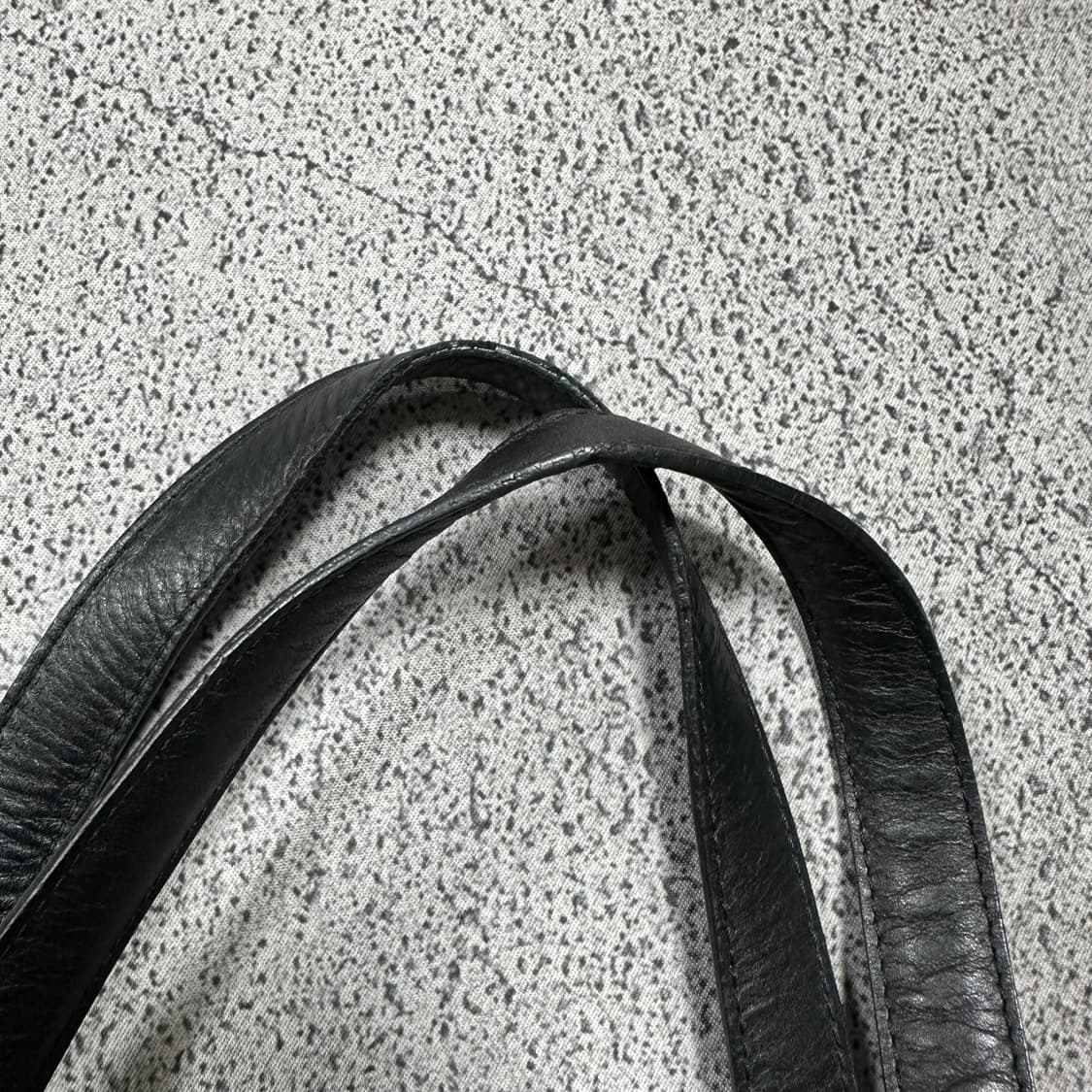 ✨ (바배) MCM 비세토스 원통 토트백 상품이미지6